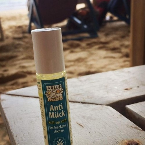 Natural Anti-Mosquito Relief Roll-on Stick After Bites
