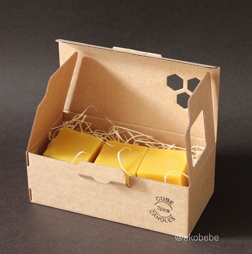 Beeswax Candle - Cube in Giftbox