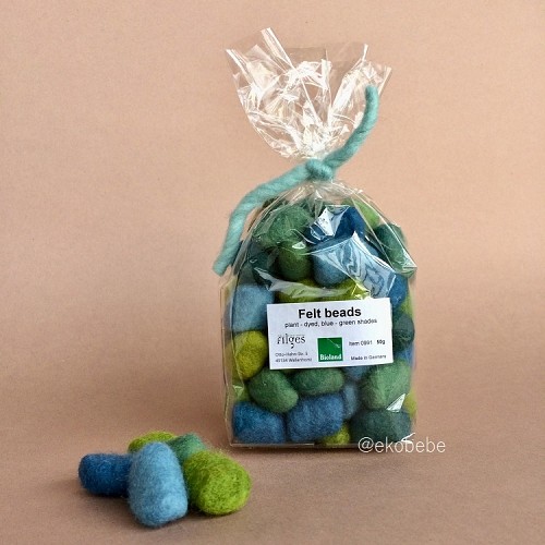 Organic Felt Beads Plant-dyed 50gr. - Blue & Green