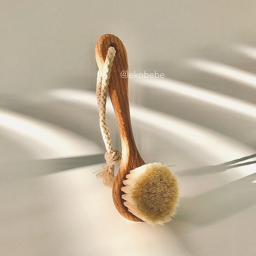 Wooden Facial Brush with Goat Hair - Soft