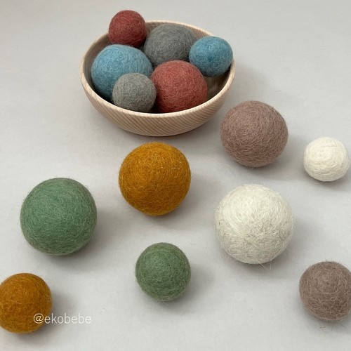 Papoose Toys Earth Felt Balls 5cm and 3.5cm