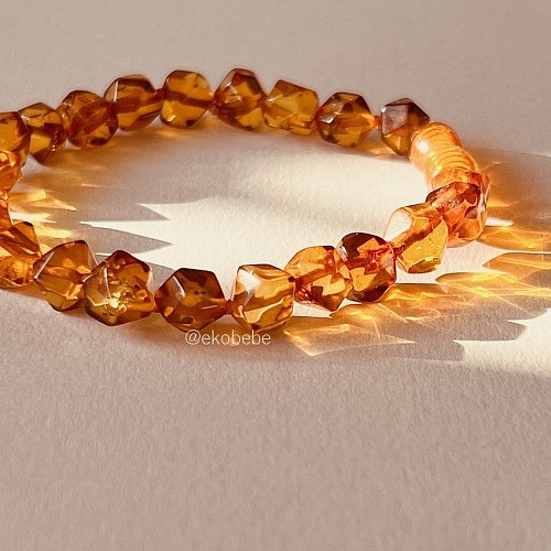 Amber Bracelet Made of Faceted Baltic Amber Beads - Cognac