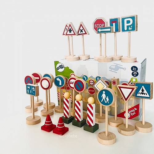 Wooden Traffic Signs Set 25 Pieces Set