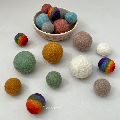 Papoose Toys Rainbow Felt Balls 3.5 cm 5 pcs.