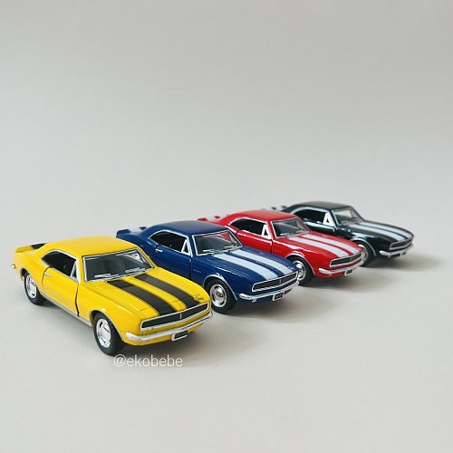 Camaro Z (1967) Die-Cast Toy Car