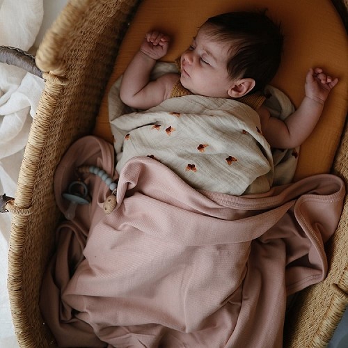 Mushie Lightweight Ribbed Baby Blanket - Blush